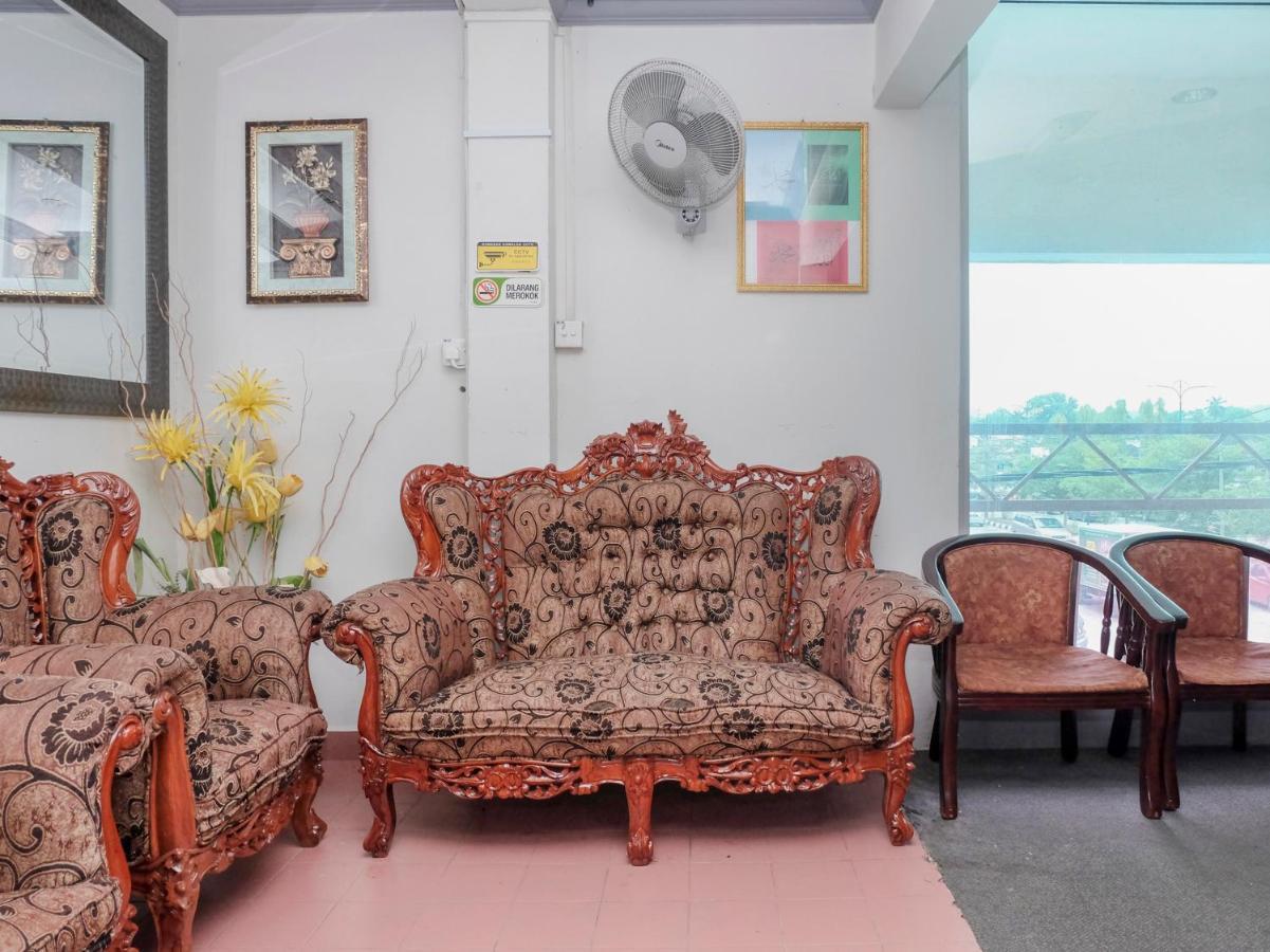 Oyo 90120 Mi Hotel Dungun Zewnętrze zdjęcie